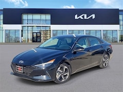 2023 Hyundai Elantra Limited Sedan