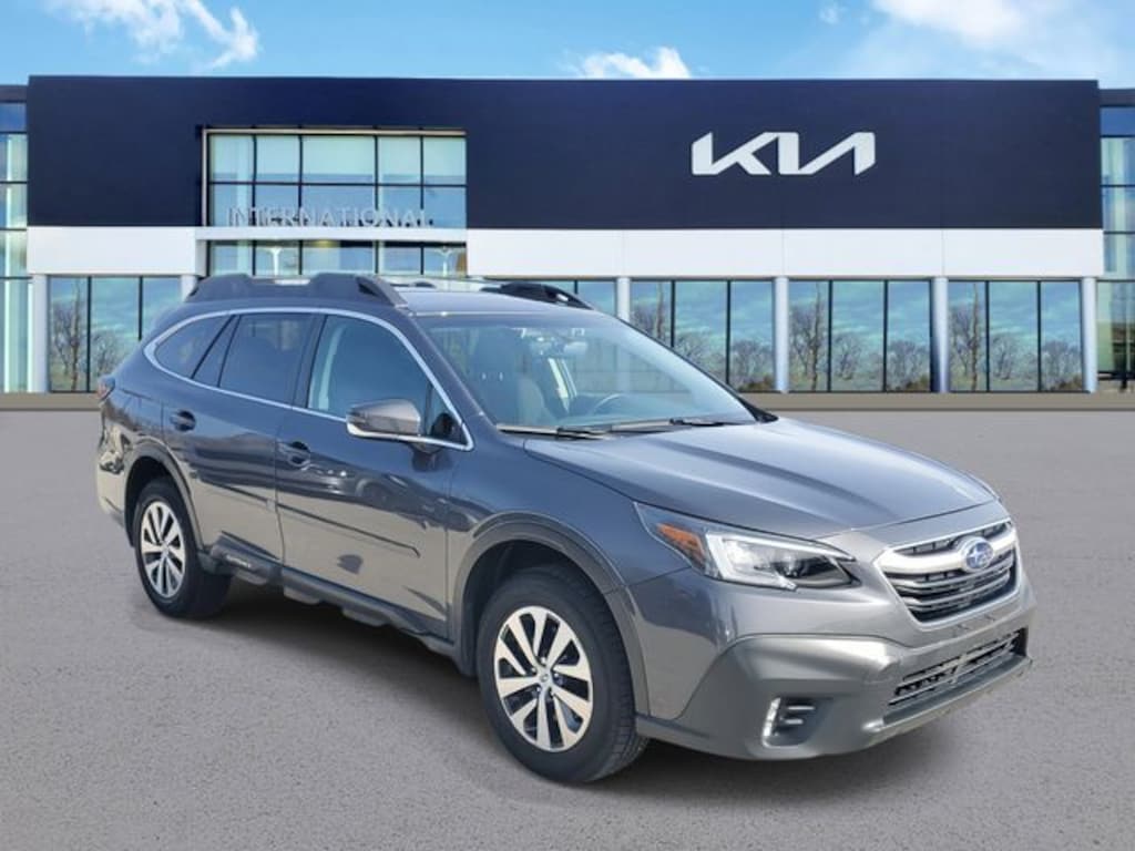 Used 2020 Subaru Outback Premium SUV