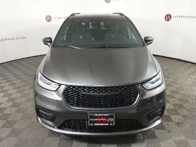 2C4RC3FG1MR502046