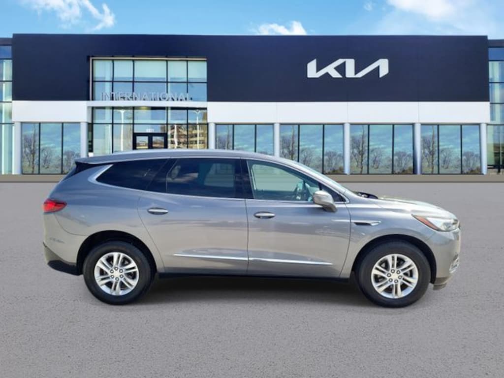 Used 2018 Buick Enclave Essence SUV