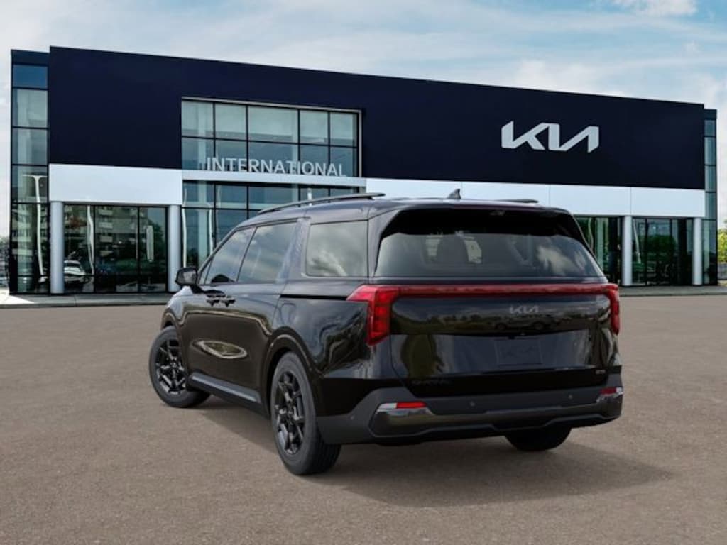 New 2026 Kia Carnival Hybrid SX Minivan/Van