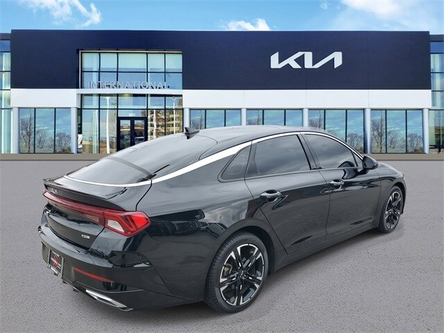 2023 Kia K5 GT-Line photo 3