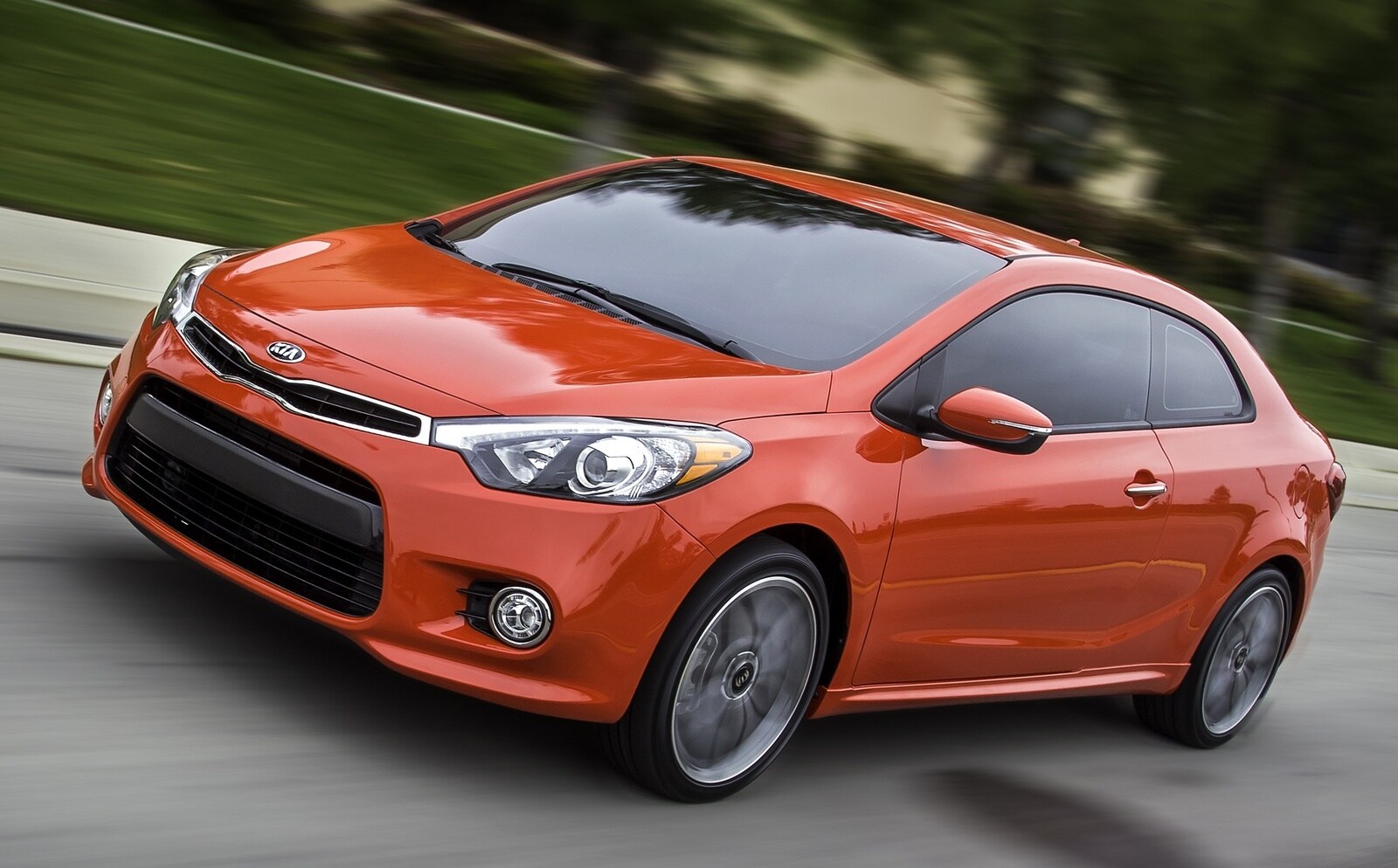 Front Of Kia Forte Koup