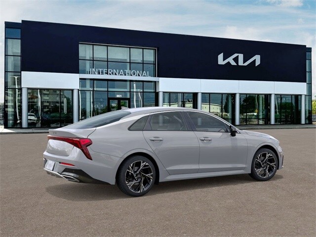 2026 Kia K5 GT-Line photo 4