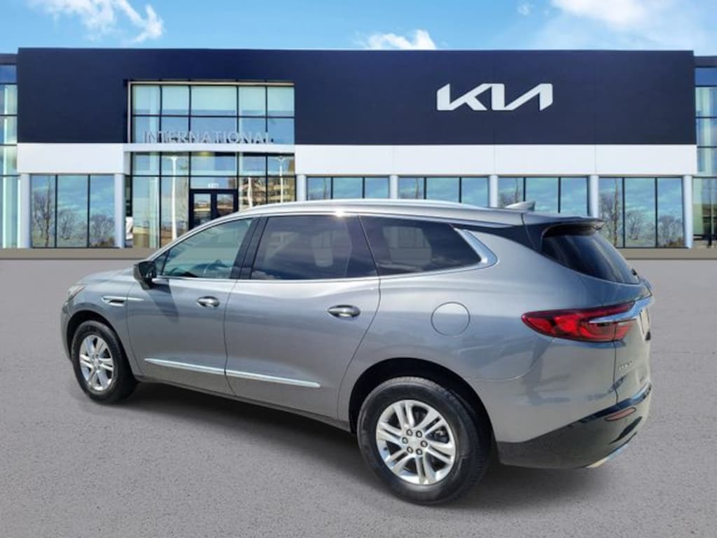 Used 2018 Buick Enclave Essence SUV