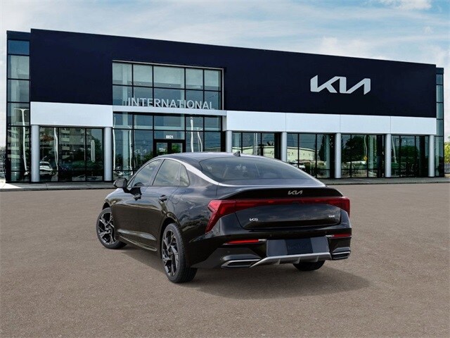 2026 Kia K5 GT-Line photo 4