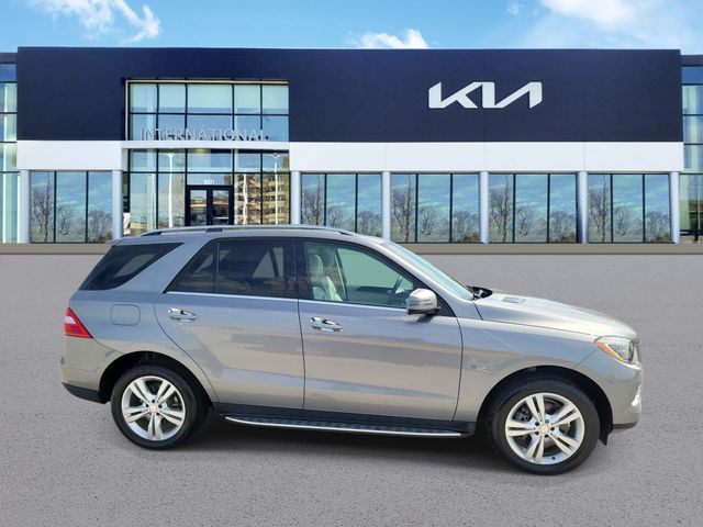 Used 2012 Mercedes-Benz M-Class ML350 with VIN 4JGDA5HB7CA052656 for sale in Orland Hills, IL