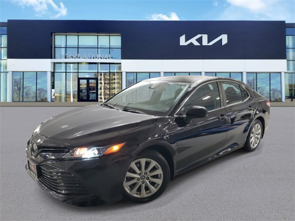 Used 2019 Toyota Camry LE Sedan