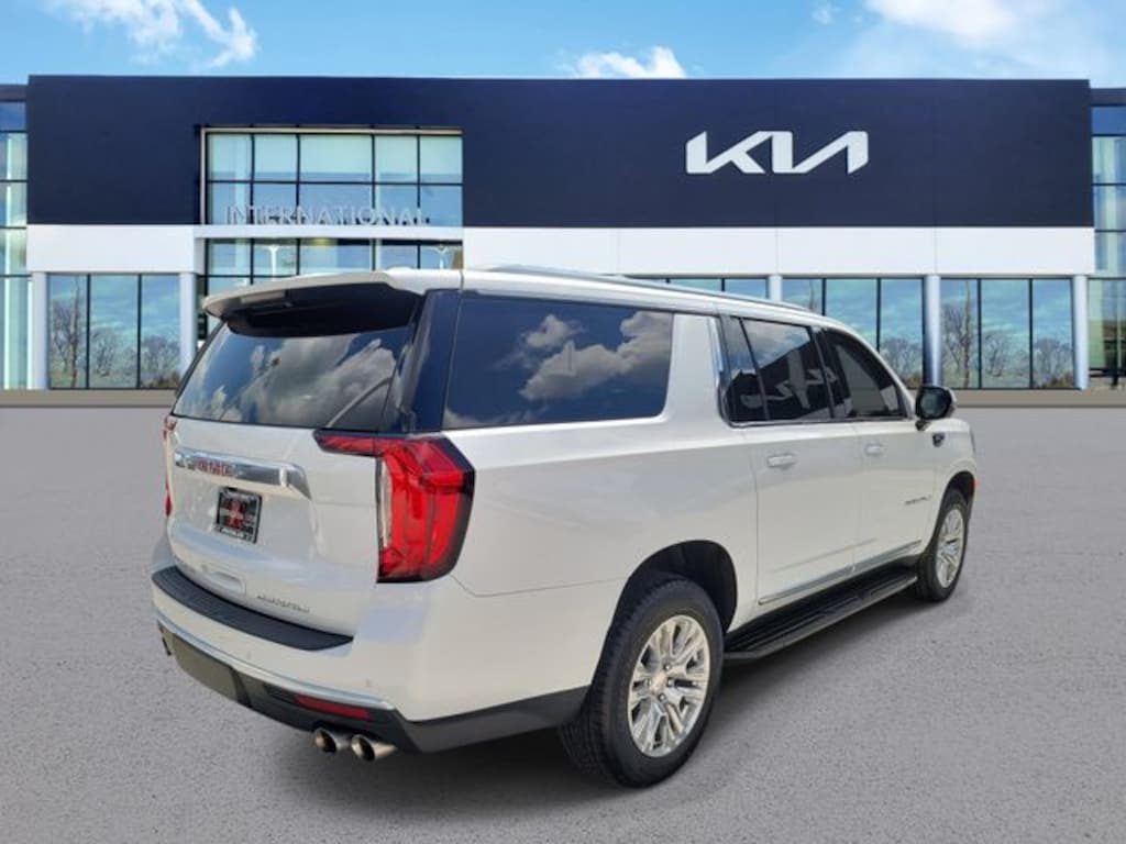 Used 2024 GMC Yukon XL Denali SUV
