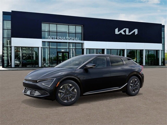 2025 Kia EV6 Light photo 2