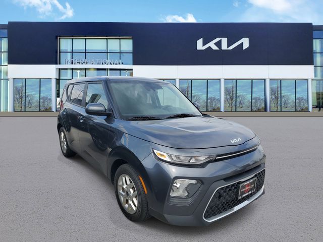 Used 2022 Kia Soul LX with VIN KNDJ23AU8N7821296 for sale in Orland Hills, IL