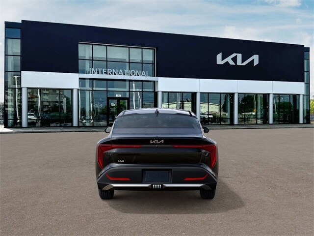 2025 Kia K4 LXS photo 3