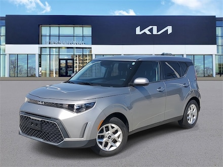2023 Kia Soul LX Hatchback