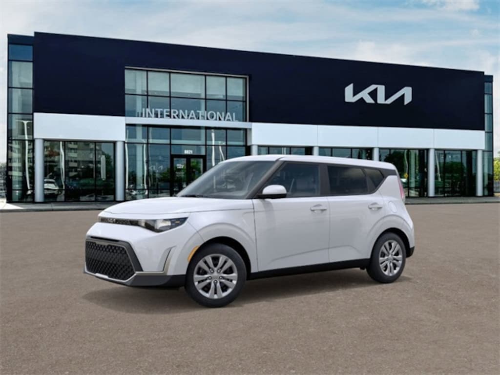 New 2025 Kia Soul LX Hatchback