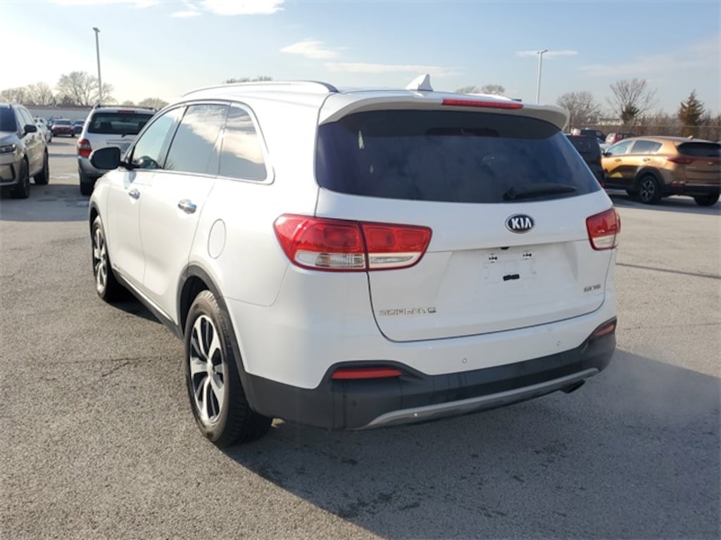 Used 2017 Kia Sorento EX SUV