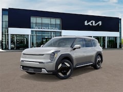 2026 Kia EV9 Wind SUV