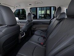 2026 Kia Carnival LXS Minivan/Van