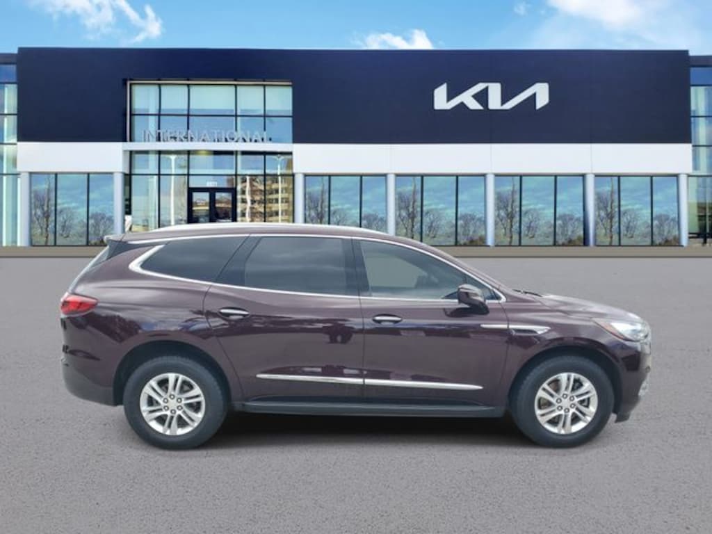 Used 2018 Buick Enclave Essence SUV