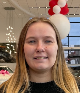 Staff member Emmalee Smith from ID_014037