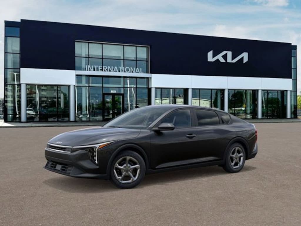 New 2026 Kia K4 LXS Sedan