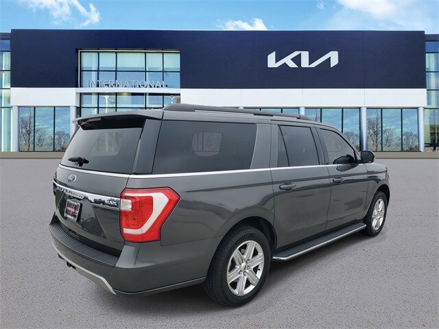 2019 Ford Expedition MAX XLT photo 3