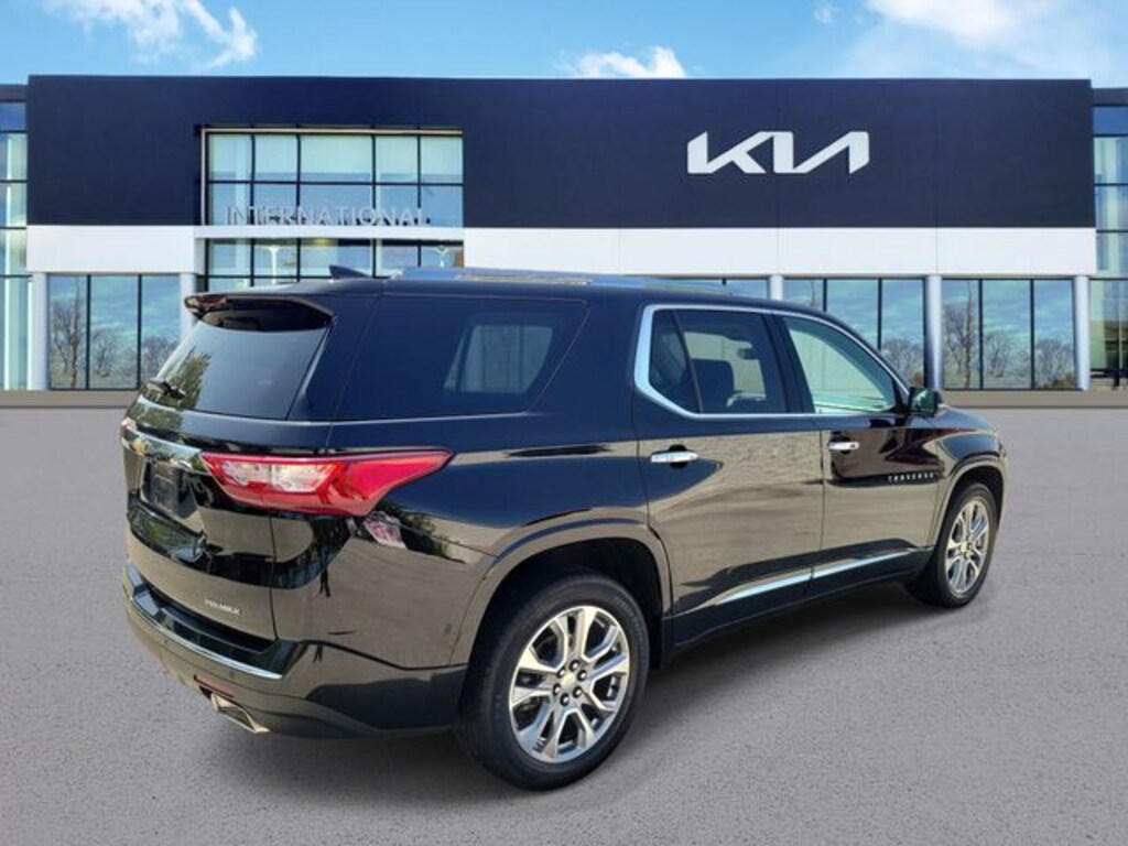 Used 2020 Chevrolet Traverse Premier SUV