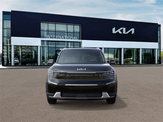 2026 Kia EV9 Wind AWD photo 2