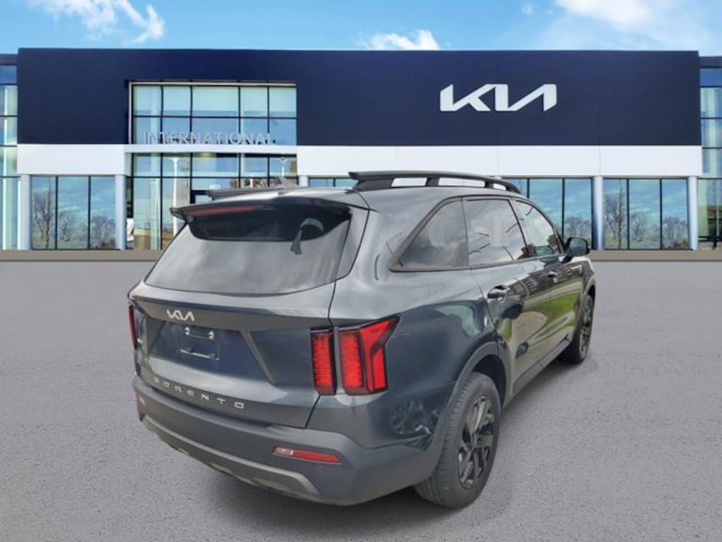Used 2022 Kia Sorento S SUV
