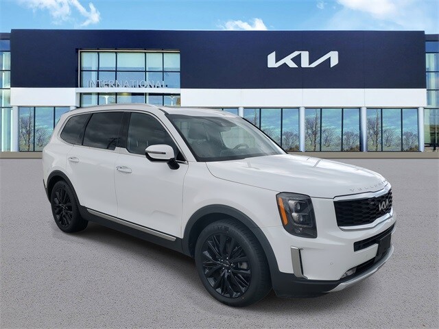 2022 Kia Telluride SX photo 2