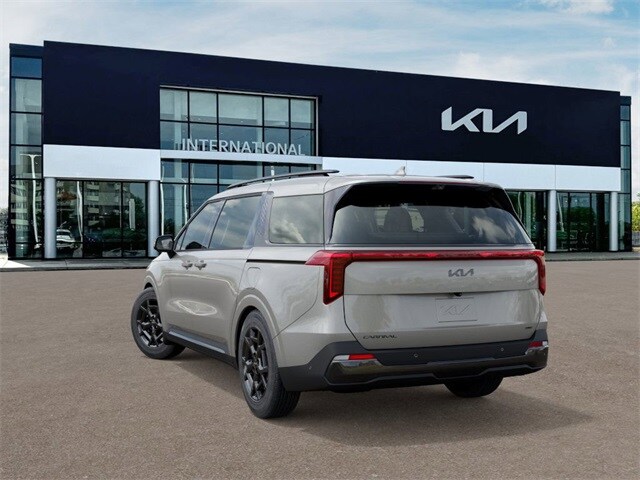 2026 Kia Carnival SX photo 3