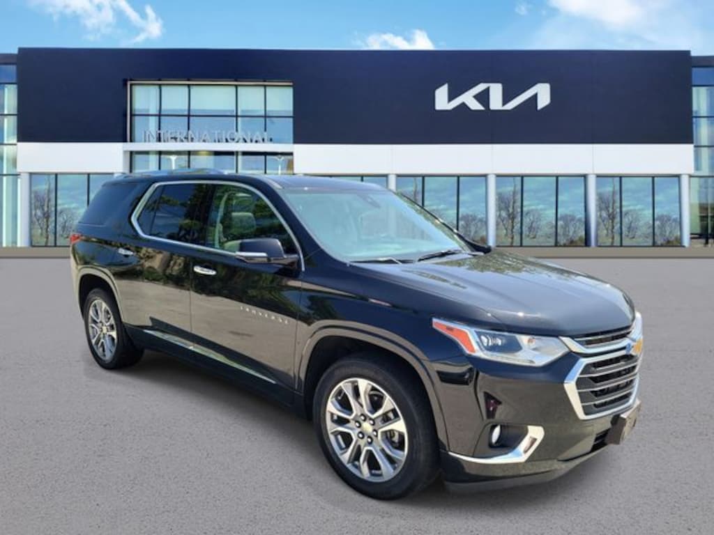 Used 2020 Chevrolet Traverse Premier SUV