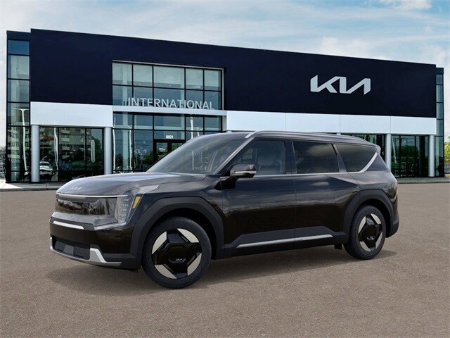 2026 Kia EV9 Wind AWD photo 3