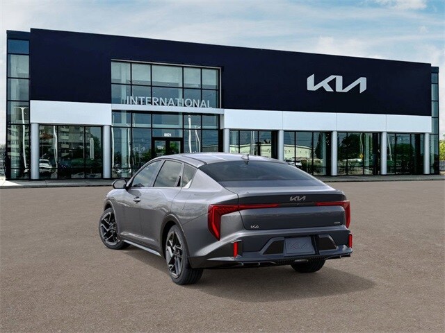 2025 Kia K4 GT-Line photo 3