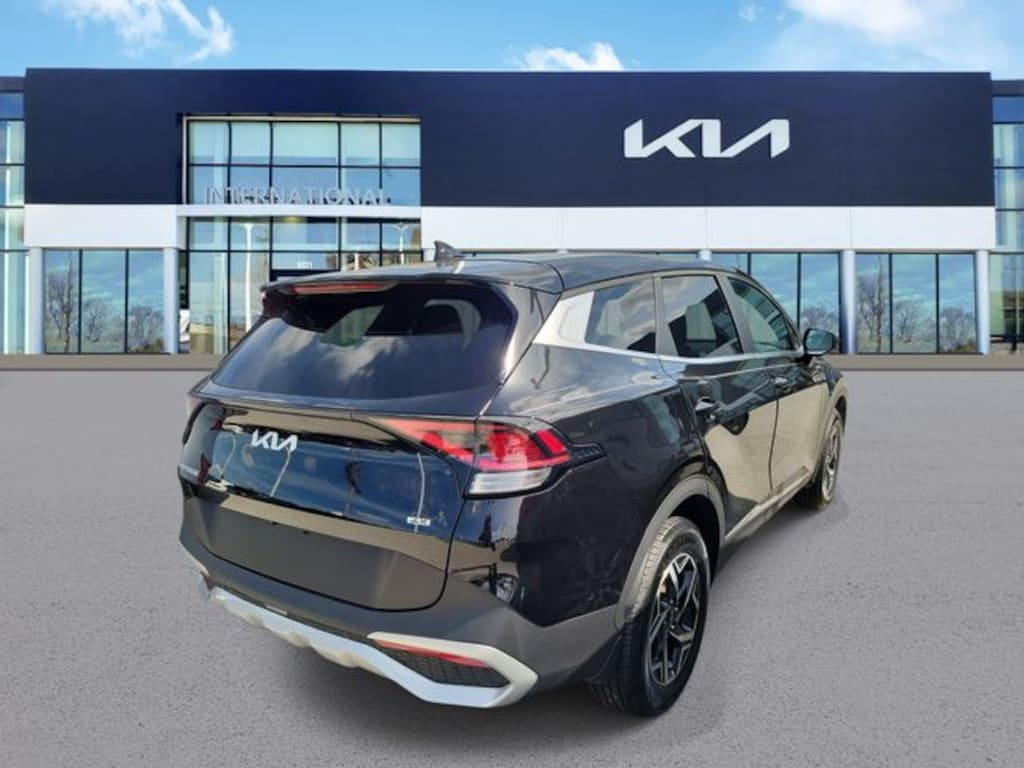 Used 2023 Kia Sportage LX SUV
