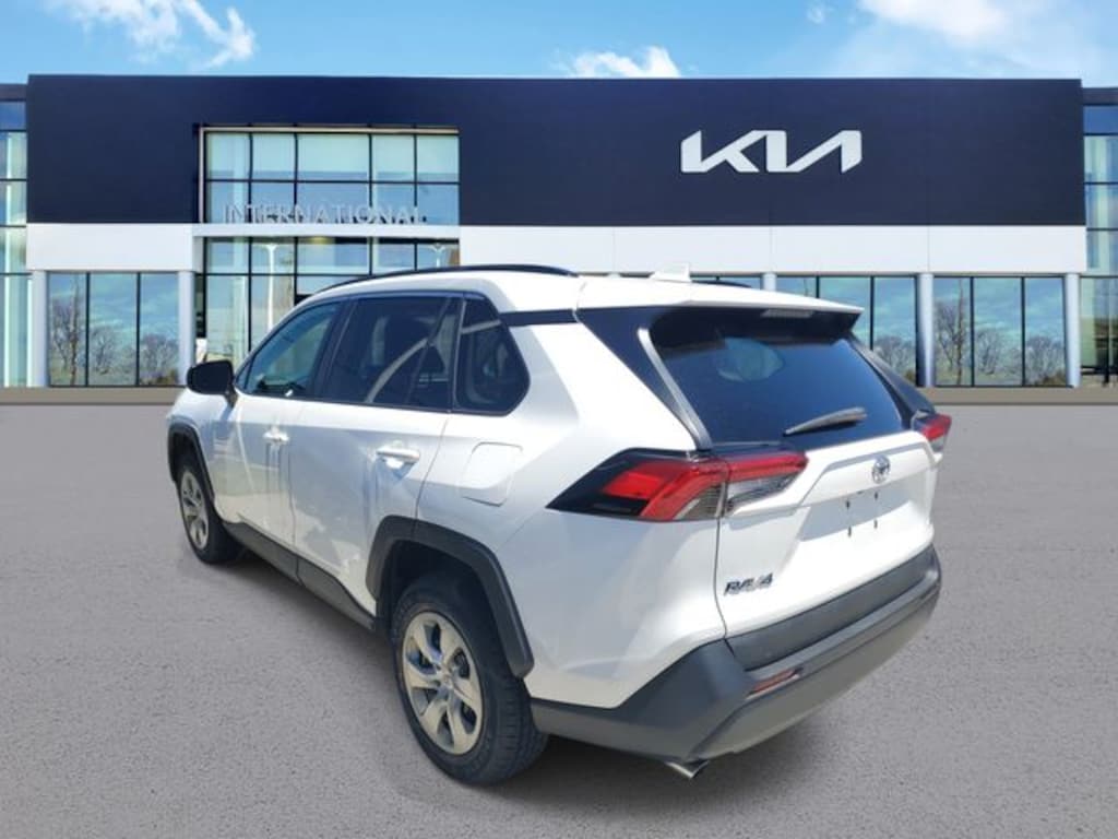 Used 2019 Toyota RAV4 LE SUV