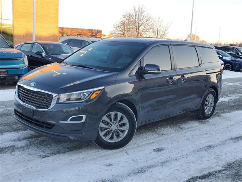 Used 2021 Kia Sedona LX Minivan/Van