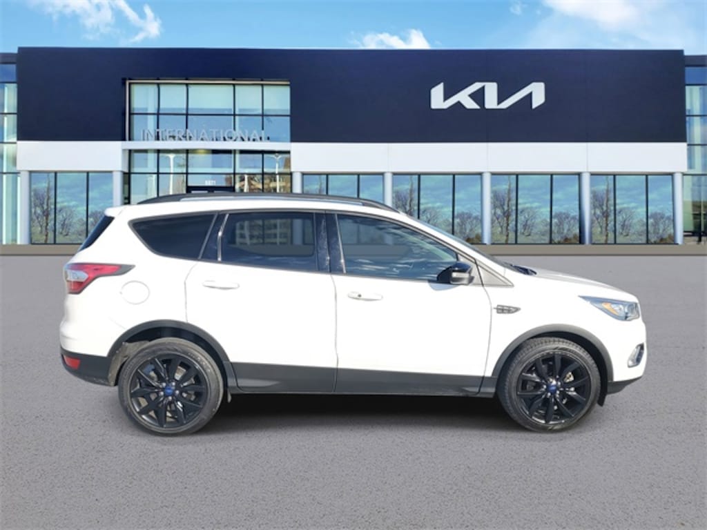 Used 2017 Ford Escape Titanium SUV