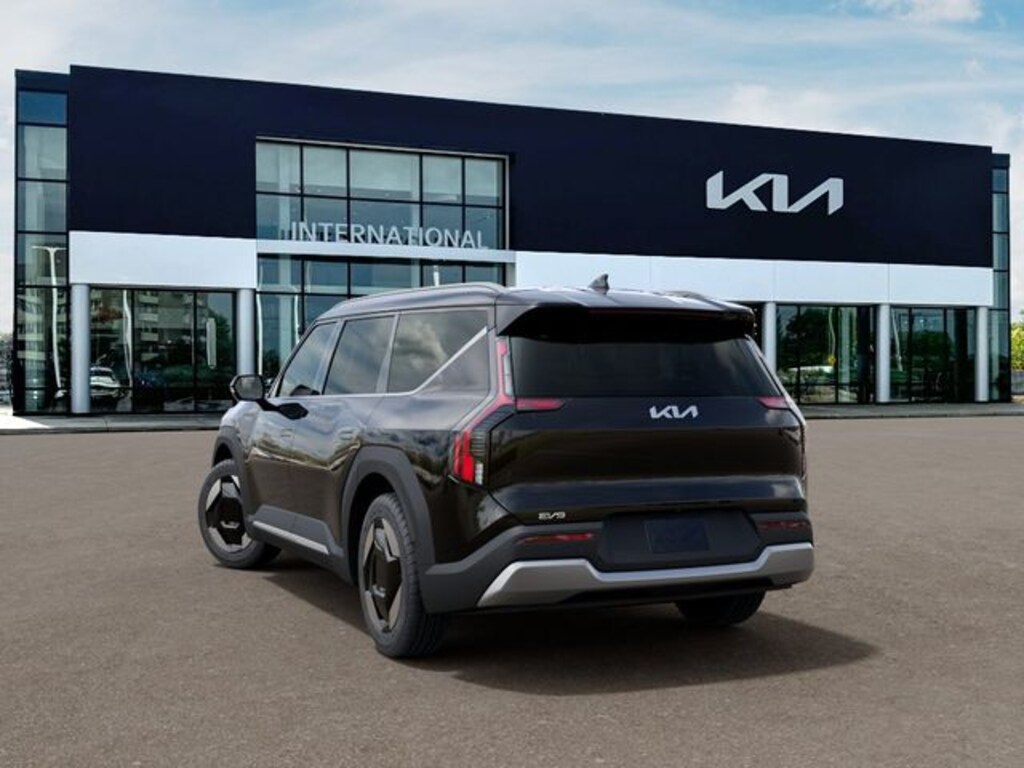 New 2026 Kia EV9 Wind SUV
