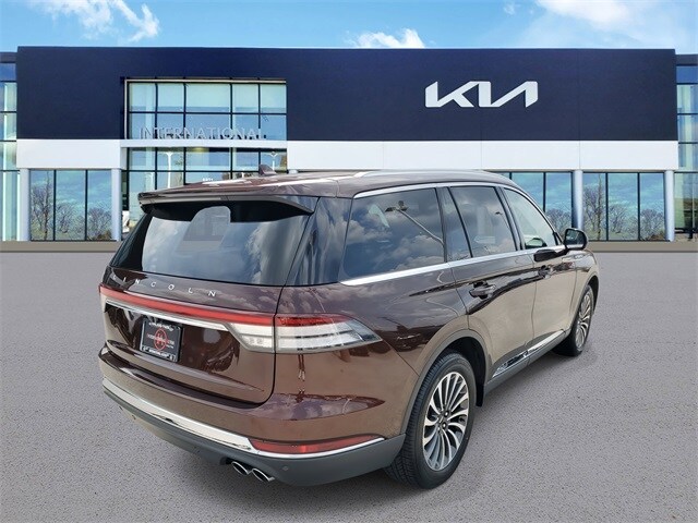 2020 Lincoln Aviator Reserve photo 3