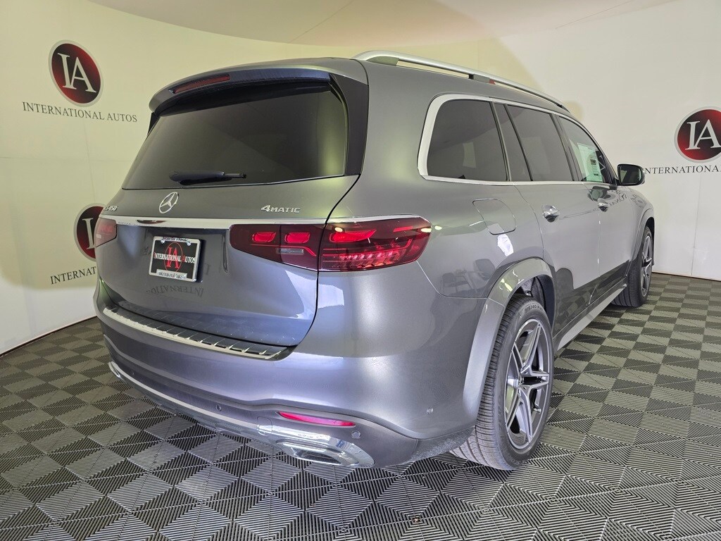 2025 Mercedes Benz GLS 450 4MATIC photo 4