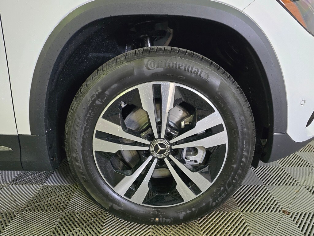 2026 Mercedes Benz GLA 250 4MATIC photo 2