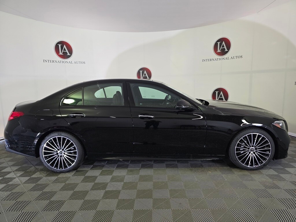 2025 Mercedes Benz C 300 4MATIC photo 3