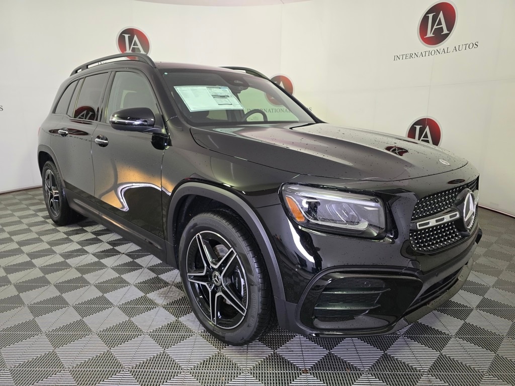 2026 Mercedes-Benz GLB GLB 250's photo