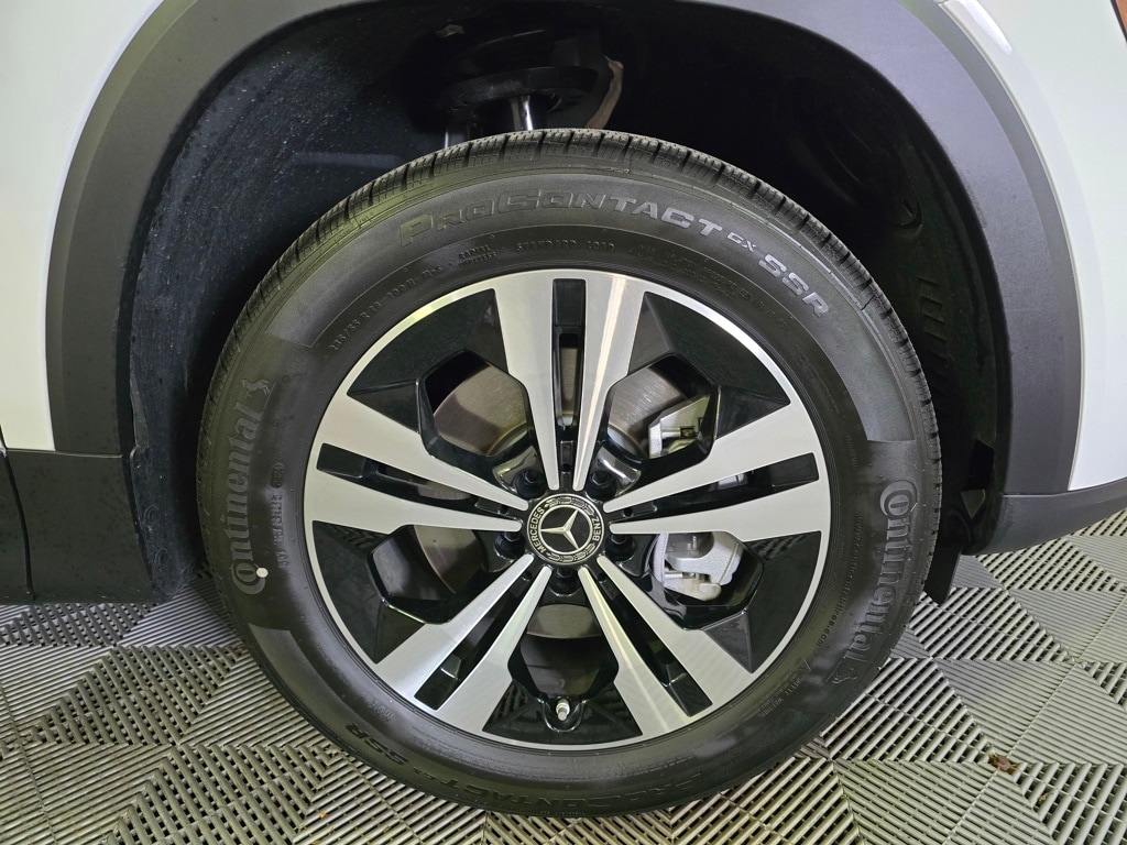 Certified 2025 Mercedes-Benz GLB 250 4MATIC SUV