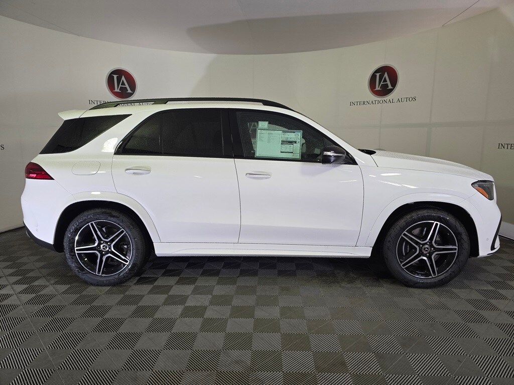 2025 Mercedes Benz GLE 450 4MATIC photo 3