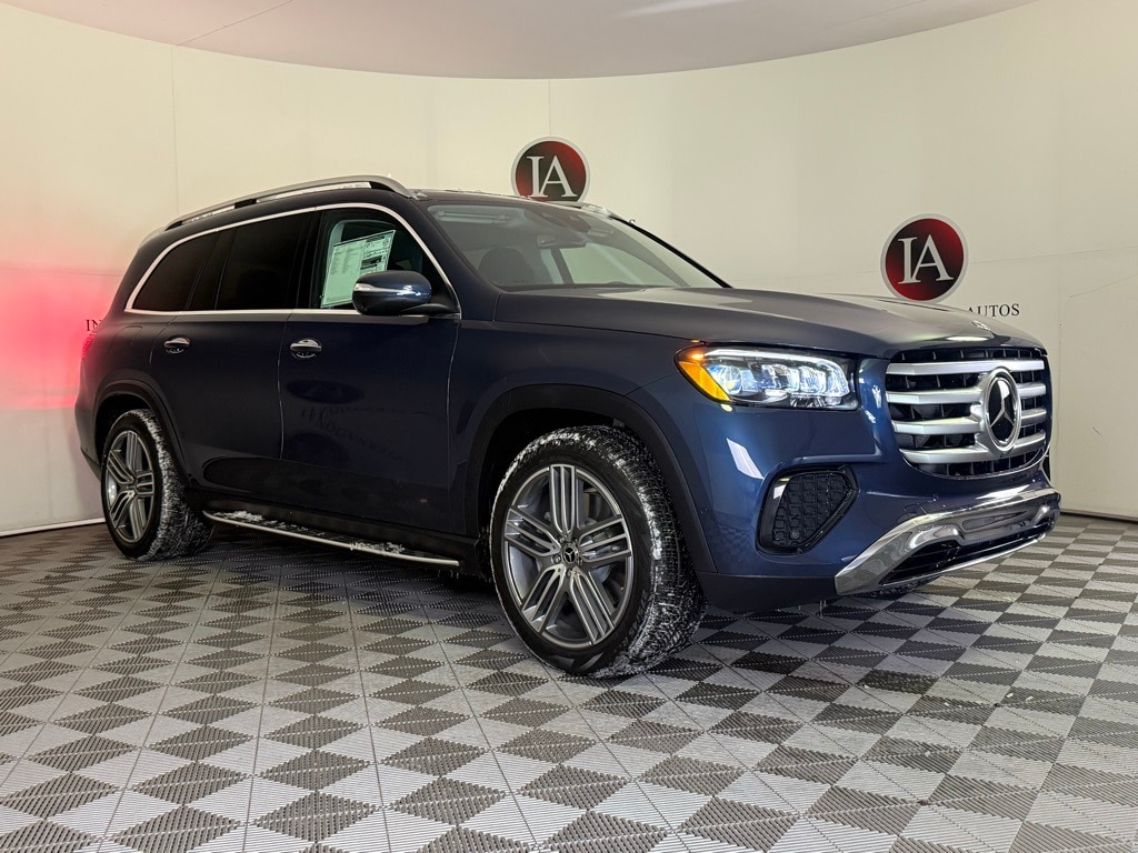 2026 Mercedes-Benz GLS Base's photo