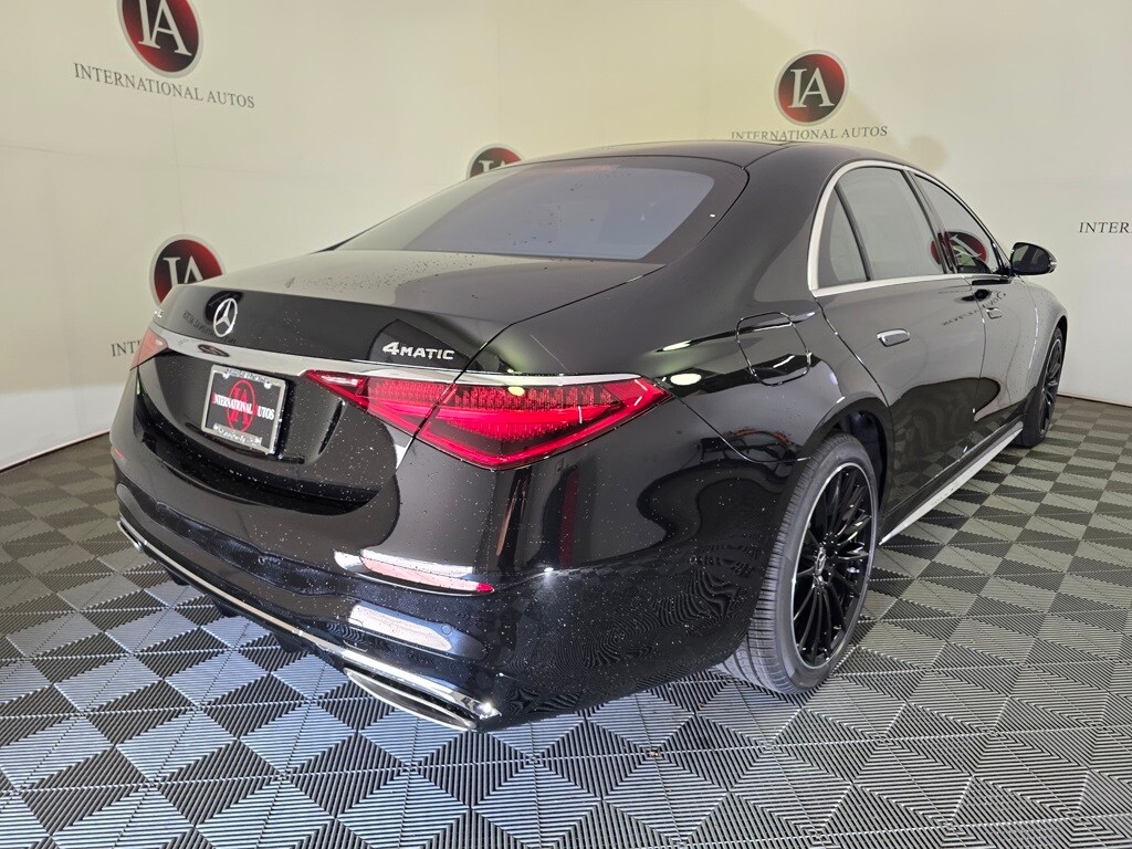 2026 Mercedes Benz S 580 4MATIC photo 4