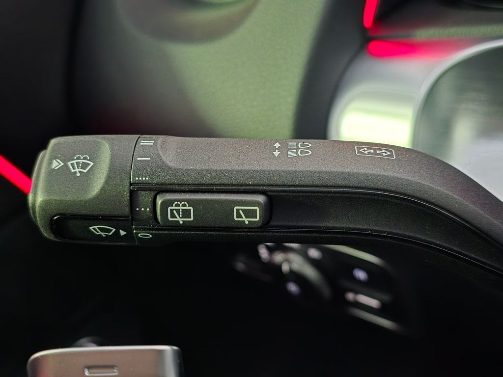 2026 Mercedes-Benz GLB GLB 250 - Photo 18