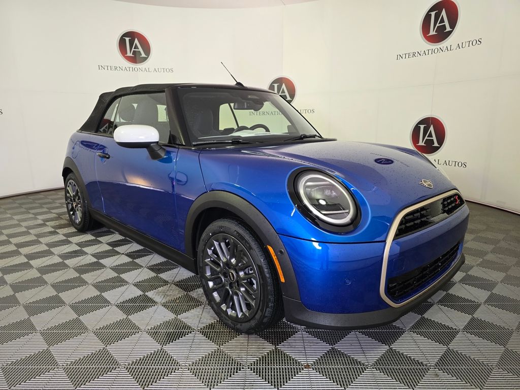2026 MINI Convertible Cooper S's photo