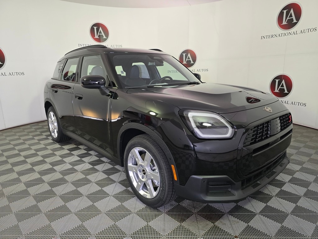 2026 MINI Countryman S's photo